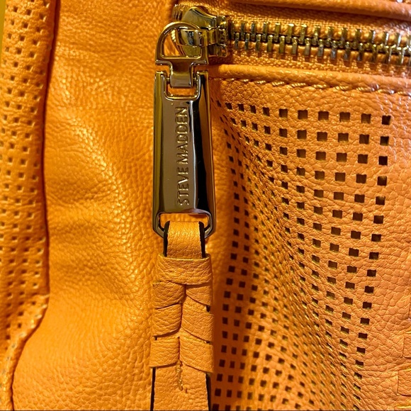 Steve Madden Apricot Bshayy Hobo Handbag - Picture 8 of 9